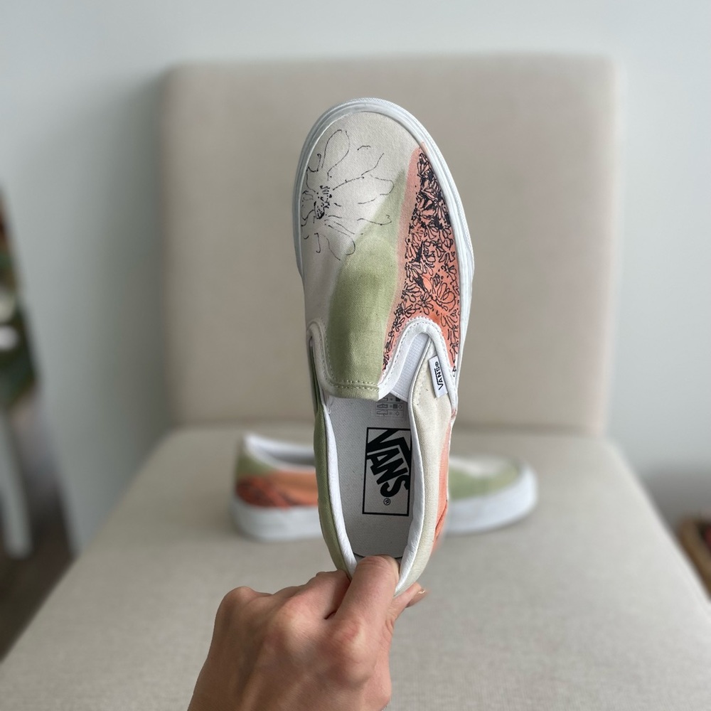 Vans Sneaker, Art design by artist, never worn